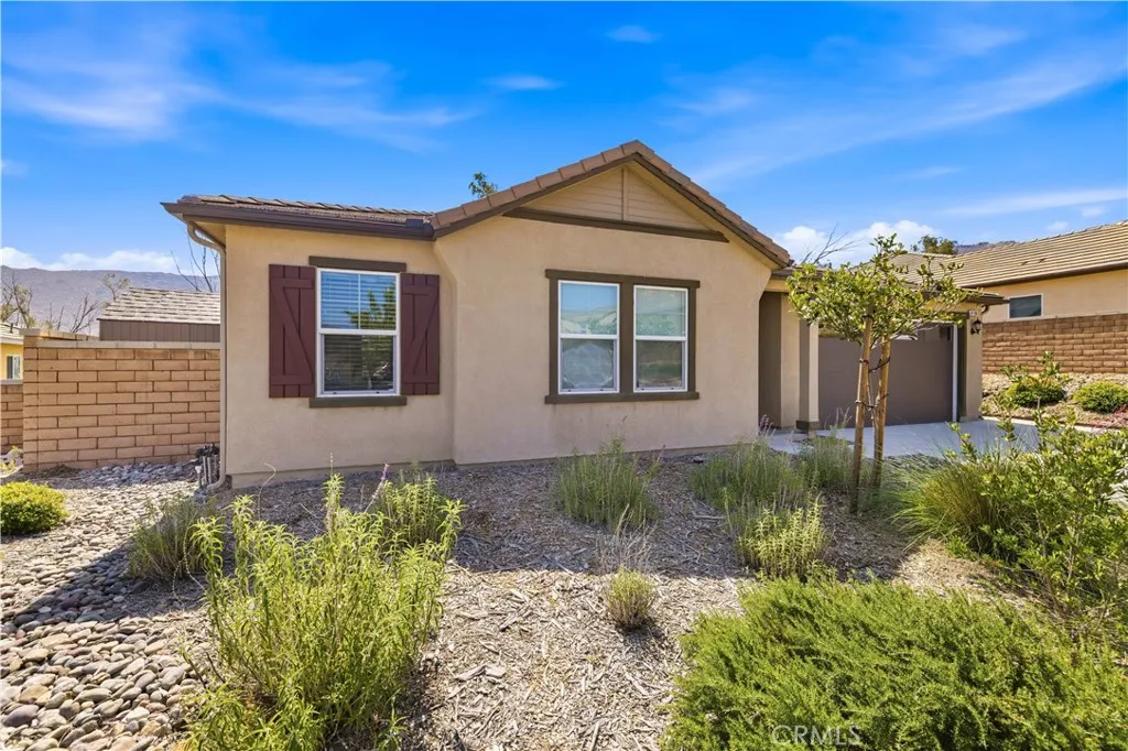 8188 Country Mile Lane, Riverside, CA 92507 - Photo 4 of 37, Riverside, CA