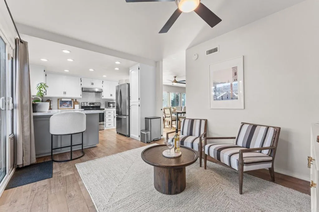https://cdn.realtyfeed.com/cdn/127/306751822/c5177060ef607e087e92b204aff17a26.webp