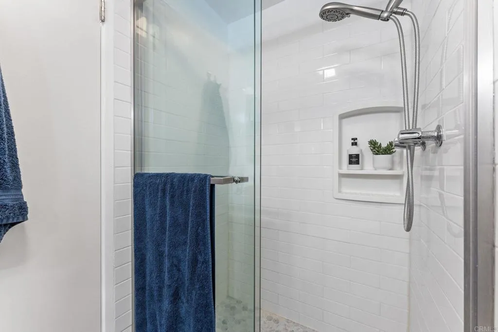 https://cdn.realtyfeed.com/cdn/127/306751822/d9d1efe4cd57ae5d50aa40da032a0bd9.webp