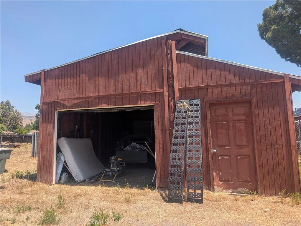 32260 Avenue E East, Yucaipa, CA 92399 - Photo 3 of 16, Yucaipa, CA