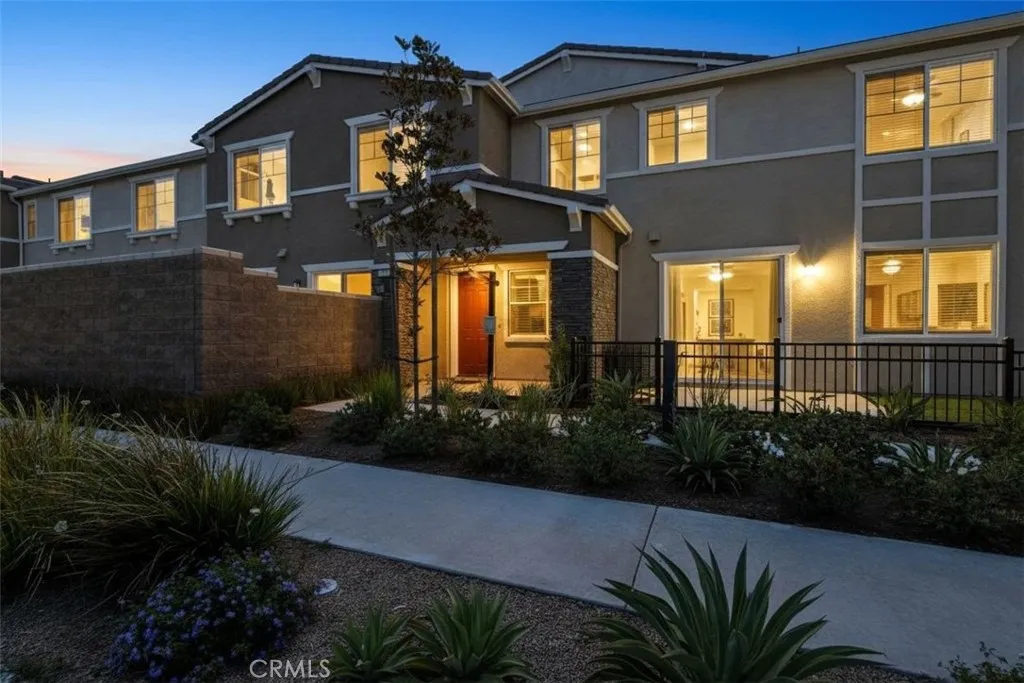 16540 Wyndham Lane Unit 7, Fontana, CA 92336 - Photo 3 of 50, Fontana, CA