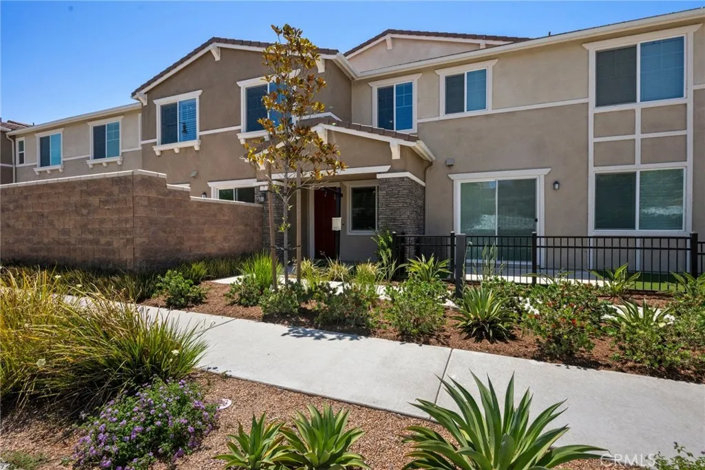 16540 Wyndham Lane Unit 7, Fontana, CA 92336 - Photo 2 of 50, Fontana, CA