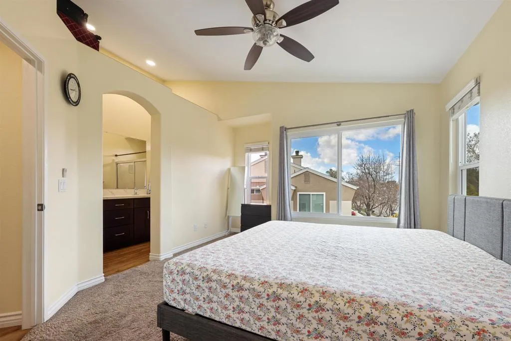 https://cdn.realtyfeed.com/cdn/127/306751832/8c98c804f633f700b26d689e5b7955a1.webp