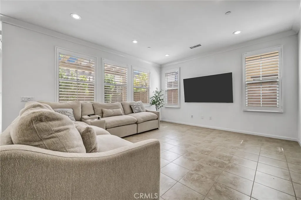121 Rodeo, Irvine, CA 92602 - Photo 5 of 30, Irvine, CA