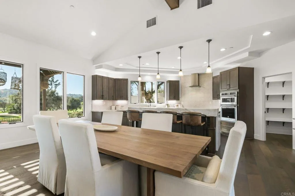 https://cdn.realtyfeed.com/cdn/127/306751836/2104a8c44db11a2d53842b4505c263e3.webp