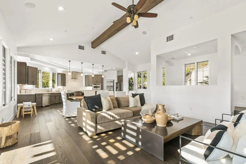https://cdn.realtyfeed.com/cdn/127/306751836/291a602bc6b7ba22552eec4f59b37c1d.webp