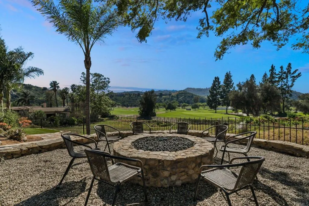 https://cdn.realtyfeed.com/cdn/127/306751836/6bc1f9ccce6fa0821f61ae446835576e.webp