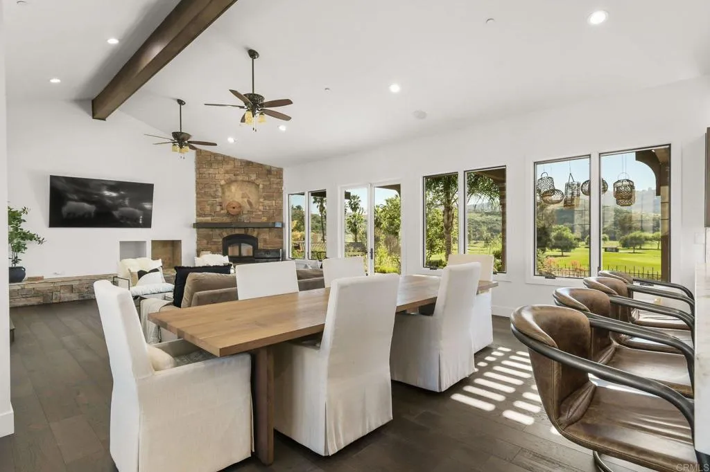 https://cdn.realtyfeed.com/cdn/127/306751836/9a9e7bfd43c30a4246731b97693762e7.webp