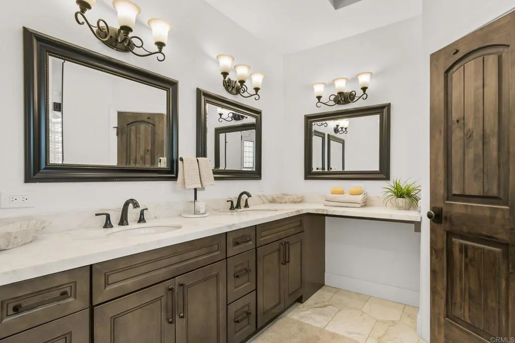 https://cdn.realtyfeed.com/cdn/127/306751836/ec076a92cb31b8ffaf509d498ca87f97.webp