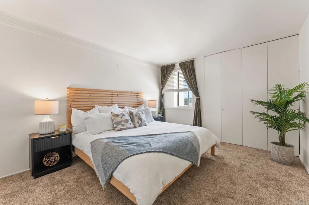 https://cdn.realtyfeed.com/cdn/127/306751841/98d91f8f5351b39433f3df1671f04bdb.webp