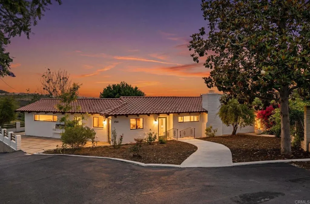 1765 Robinhood Road, Vista, CA 92084 - Main photo, Vista, CA