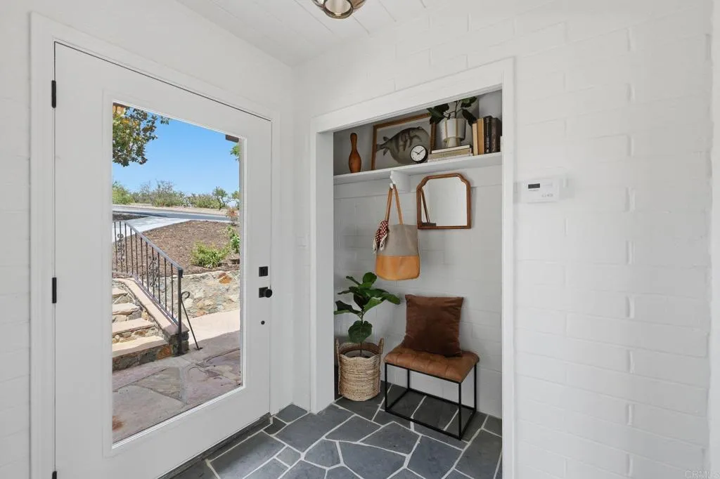 1765 Robinhood Road, Vista, CA 92084 - Photo 3 of 58, Vista, CA