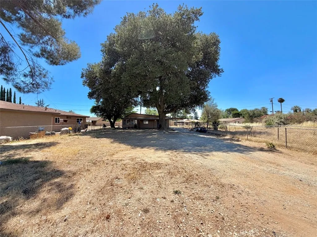 925 Chestnut Avenue, Beaumont, CA 92223 - Photo 2 of 17, Beaumont, CA