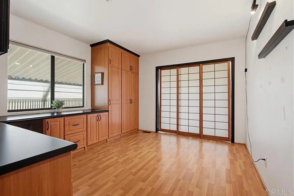 https://cdn.realtyfeed.com/cdn/127/306751861/3a40035e7b534d83e08b041bf6d99bd7.webp