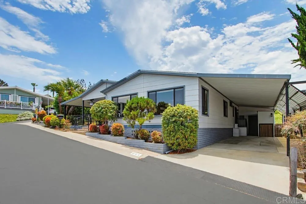 https://cdn.realtyfeed.com/cdn/127/306751861/52818456772c2b02c9bb4142eb1d7863.webp