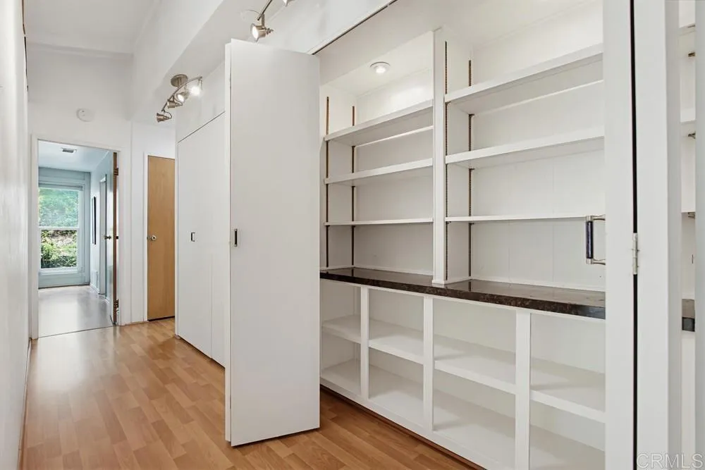 https://cdn.realtyfeed.com/cdn/127/306751861/7daa46ab3b7625ba0f27005783eb3942.webp