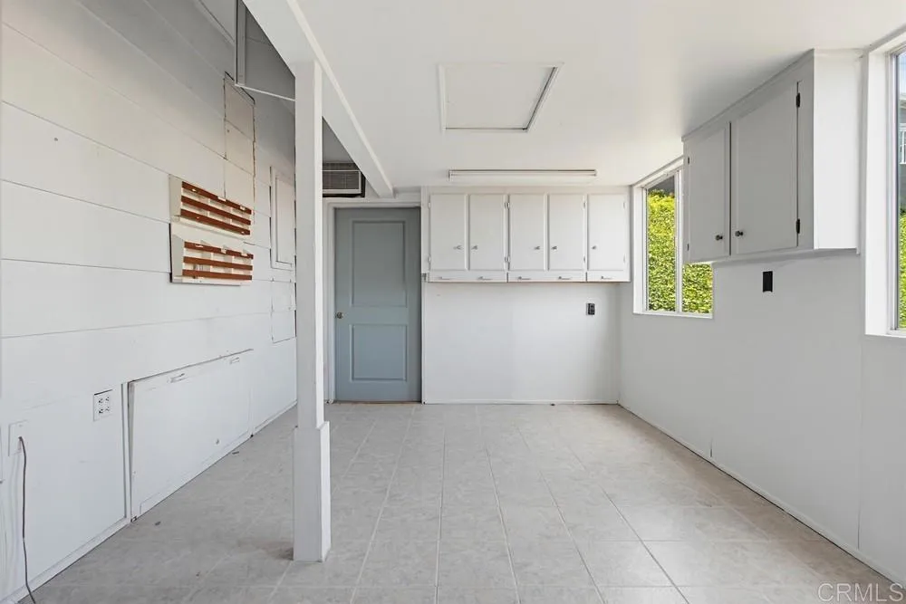 https://cdn.realtyfeed.com/cdn/127/306751861/bc3ababa597bd16ae351e6e985e74905.webp