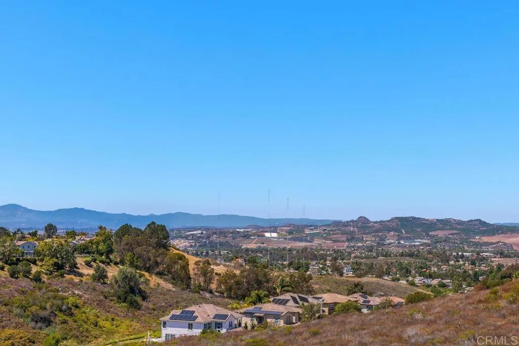 https://cdn.realtyfeed.com/cdn/127/306751880/075c2583aeec63b8eaf70d9d02987d65.webp