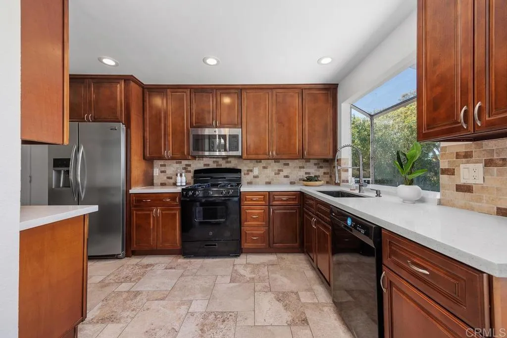 https://cdn.realtyfeed.com/cdn/127/306751880/70c7bbac34a00d00a521a2ed5ed90ad3.webp