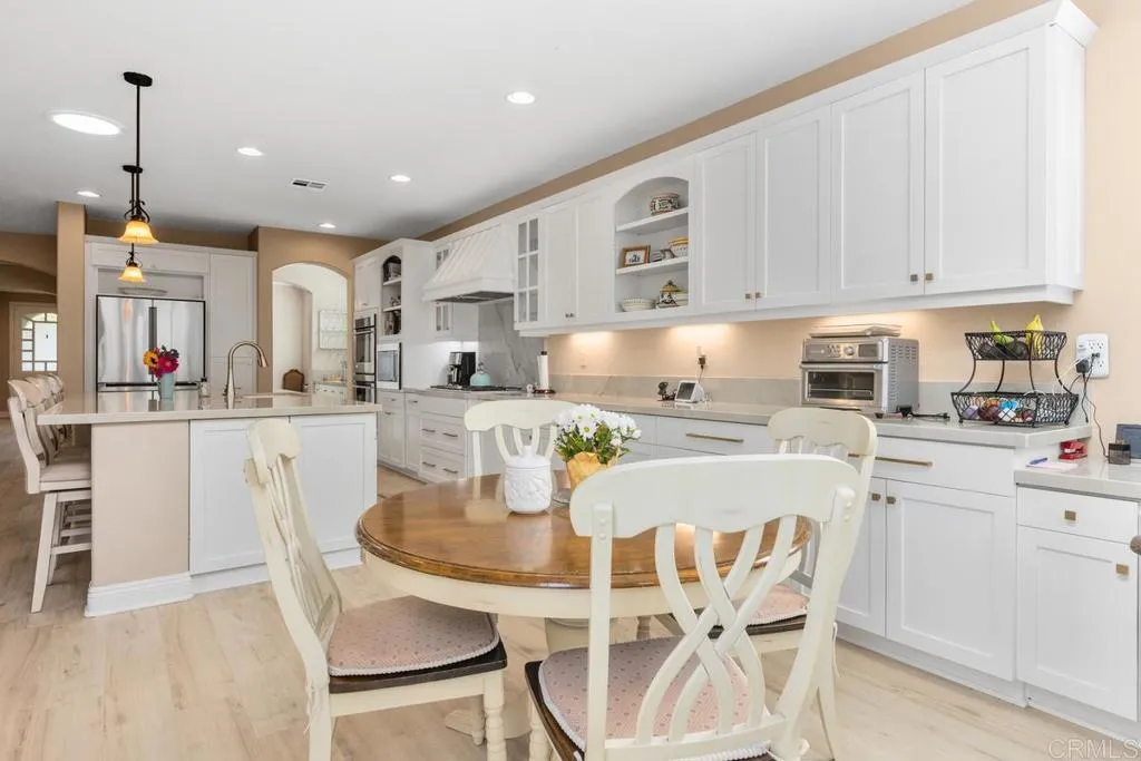 https://cdn.realtyfeed.com/cdn/127/306751883/4d4d687a0cc94de32273765a4d6c271e.webp