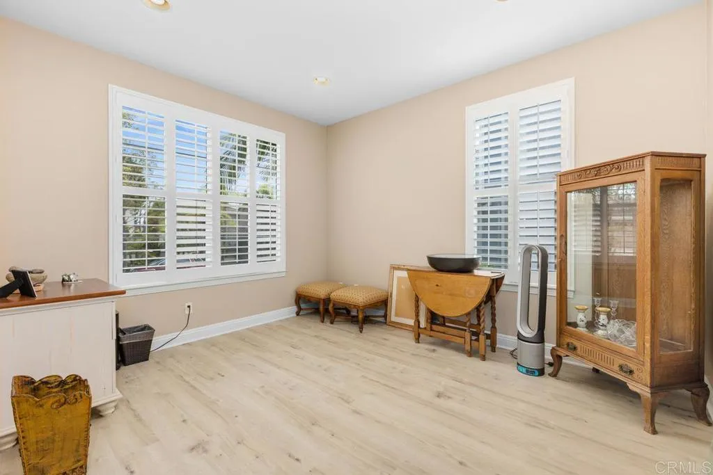 https://cdn.realtyfeed.com/cdn/127/306751883/866d826d738322de74396b10c76d2a4a.webp