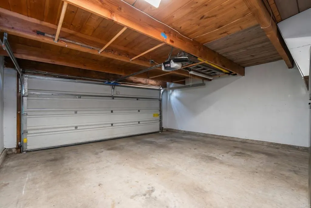 https://cdn.realtyfeed.com/cdn/127/306751884/82eb324d3ff7fa50c6b9c7483a5ce194.webp