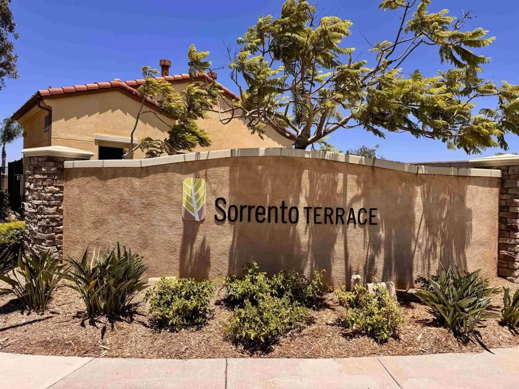 https://cdn.realtyfeed.com/cdn/127/306751887/0f3c7fb87b6c5ae2b0eb7f1530960846.webp
