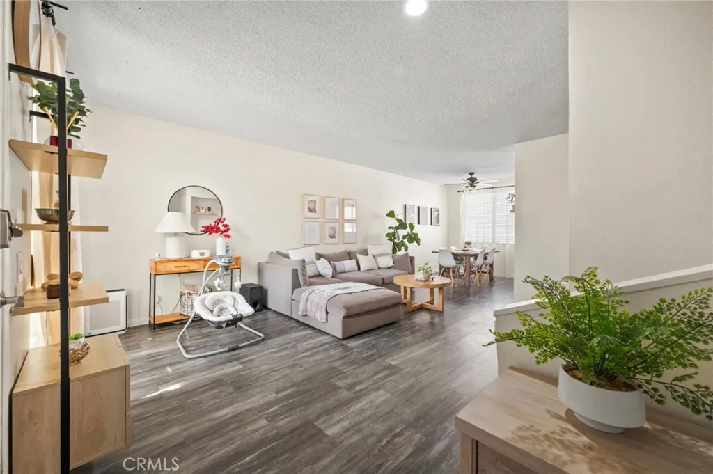13901 Olive View Lane Unit 42, Sylmar, CA 91342 - Photo 2 of 22, Sylmar, CA