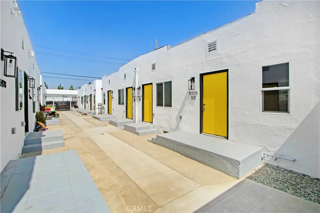5928 S Hoover Street, Los Angeles, CA 90044 - Photo 3 of 24, Los Angeles, CA