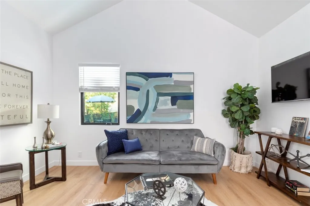 4945 Stratford Unit 1/2, Los Angeles, CA 90042 - Photo 5 of 10, Los Angeles, CA