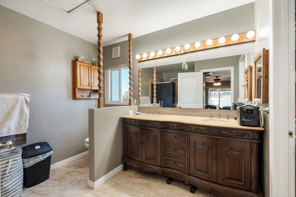 https://cdn.realtyfeed.com/cdn/127/306751937/944ca275146a5268bda1a4736930e911.webp