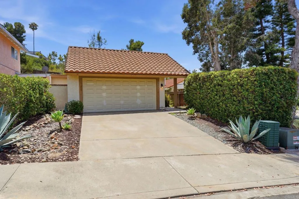2839 Cazadero Drive, Carlsbad, CA 92009 - Main photo, Carlsbad, CA