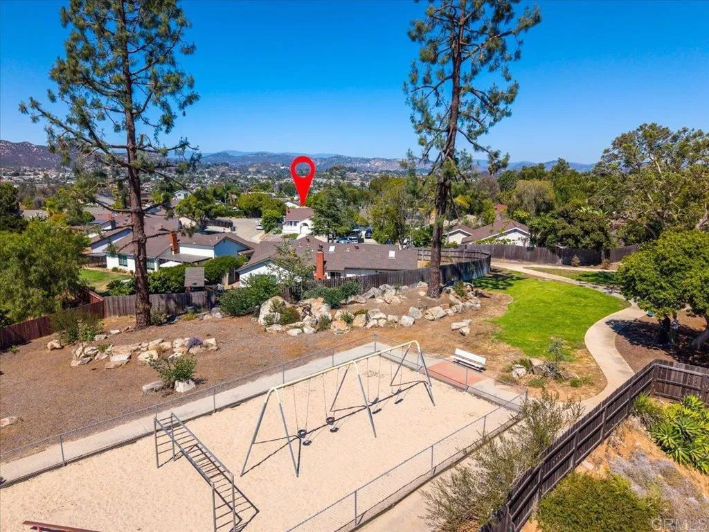 https://cdn.realtyfeed.com/cdn/127/306751965/cce11f16e14f827c98f910cb1e848d40.webp