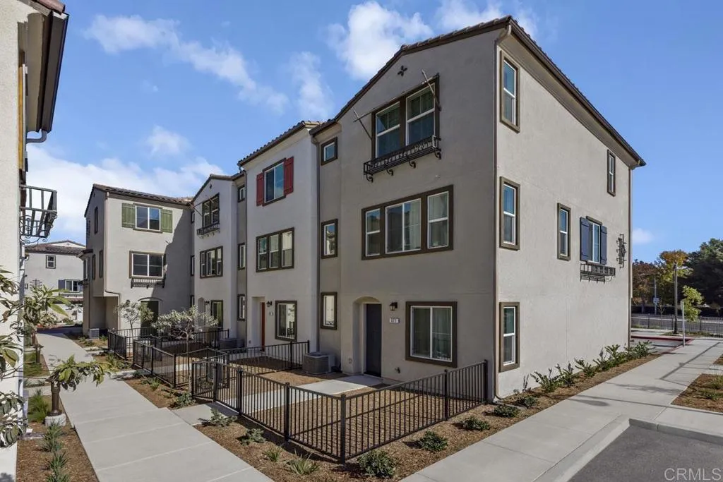 https://cdn.realtyfeed.com/cdn/127/306752038/077515c521edeb0f32d5bfeca10dda5c.webp