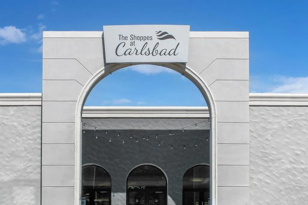 https://cdn.realtyfeed.com/cdn/127/306752038/d5cb5a77ad1d7aa006ce87f538ddf1aa.webp