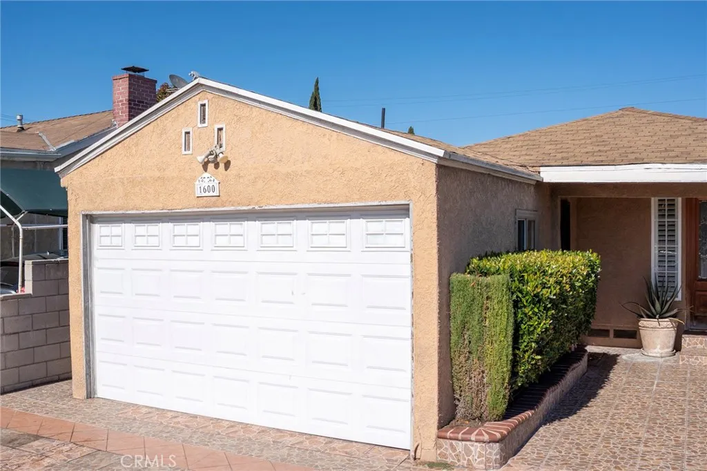 1600 N Chester, Compton, CA 90221 - Photo 4 of 29, Compton, CA