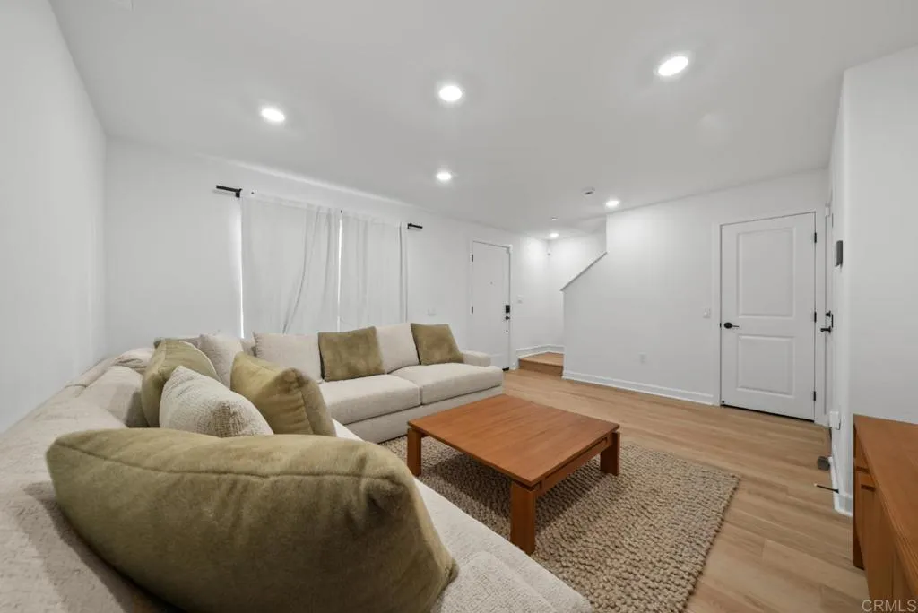 https://cdn.realtyfeed.com/cdn/127/306752086/0c47cbec6dc571e06740c7e933586ba6.webp