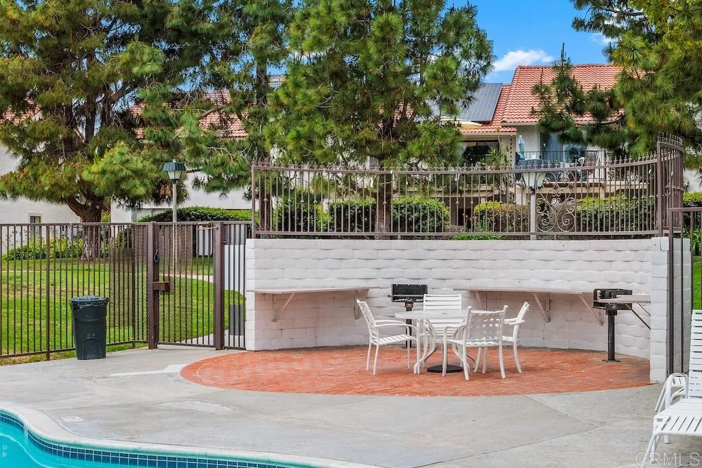 https://cdn.realtyfeed.com/cdn/127/306752153/63bb8fd445365211853962a6147eef76.webp