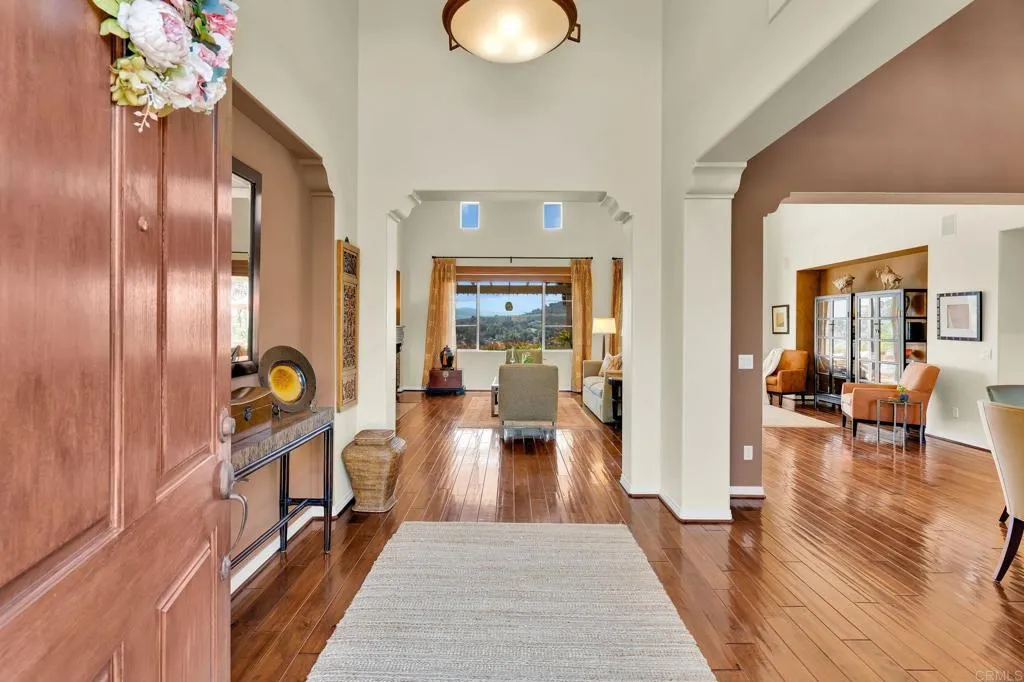 Escondido, CA 92027