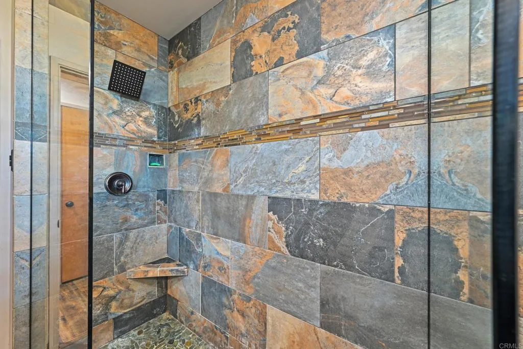 https://cdn.realtyfeed.com/cdn/127/306752162/7497a01ae4e5f8db4b6334c32be071b6.webp