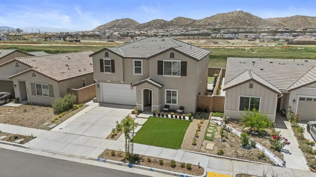 30753 Alister Lane, Winchester, CA 92596 - Photo 2 of 41, Winchester, CA