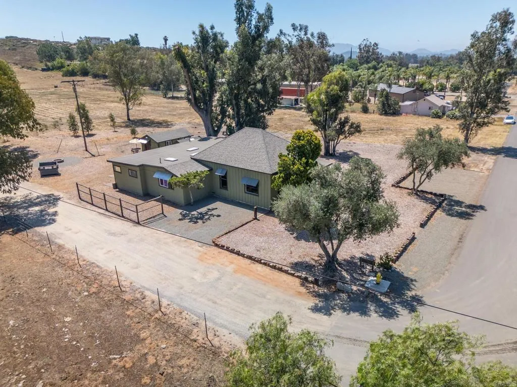 1077 Montecito Way, Ramona, CA 92065 - Main photo, Ramona, CA