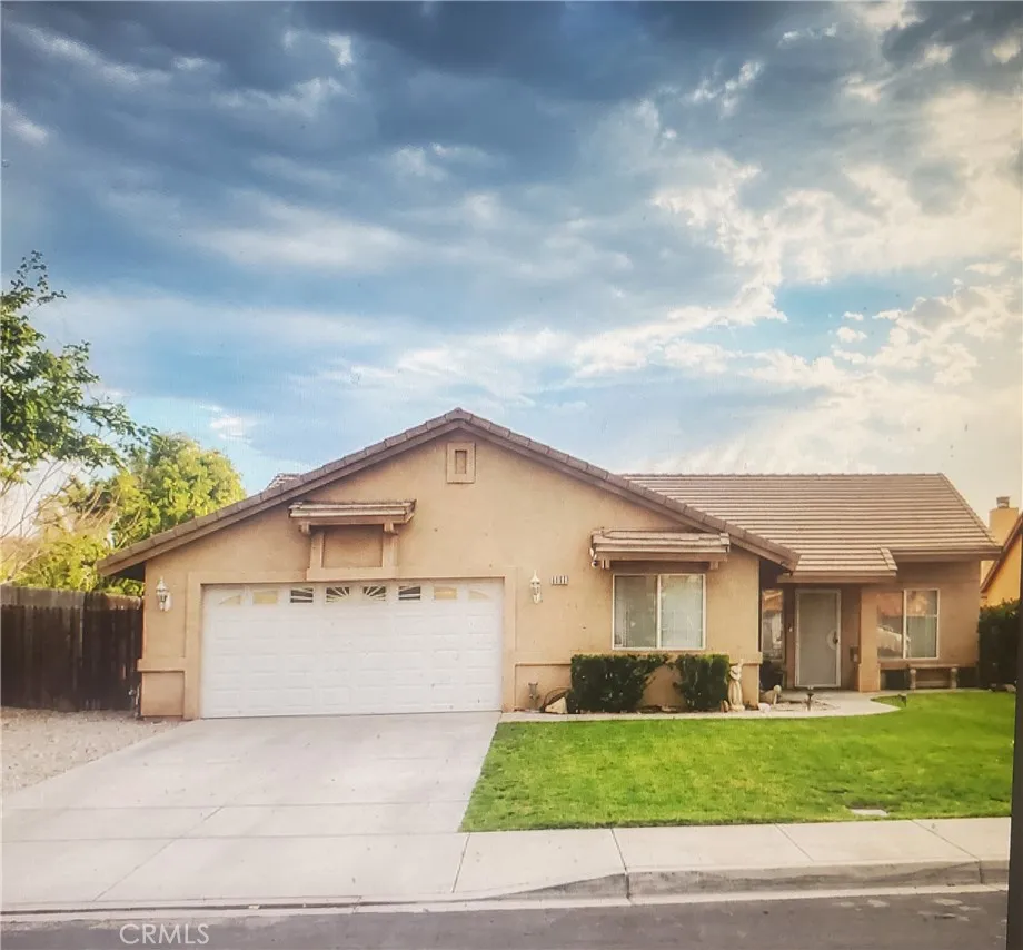 15328 Flagstaff, Victorville, CA 92394 - Main photo, Victorville, CA