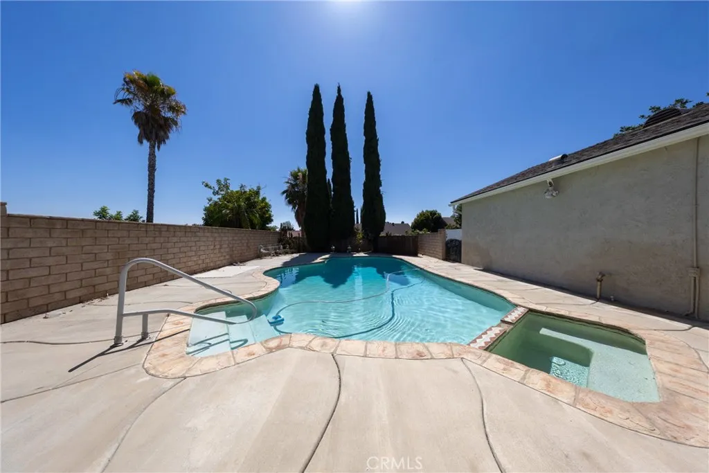 Corona, CA 92882