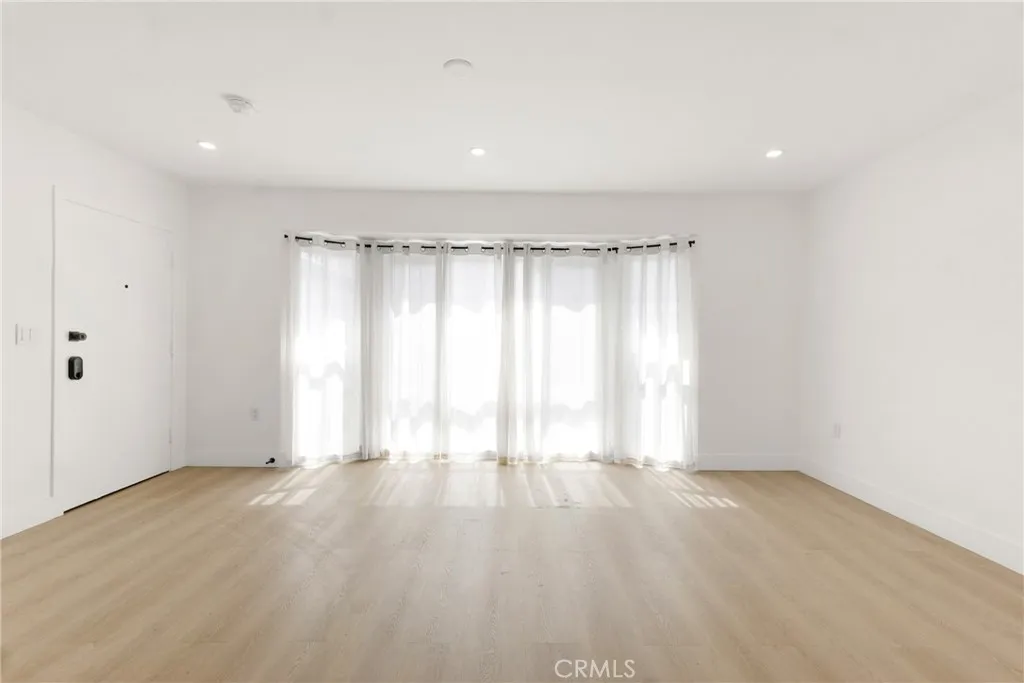 6300 Orange Street Unit 11, Los Angeles, CA 90048 - Photo 2 of 12, Los Angeles, CA