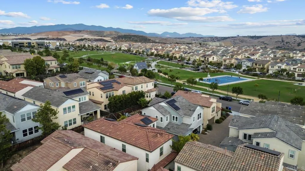 https://cdn.realtyfeed.com/cdn/127/306752317/32c2b46bdcb1c850d9174bc6e79c5c68.webp