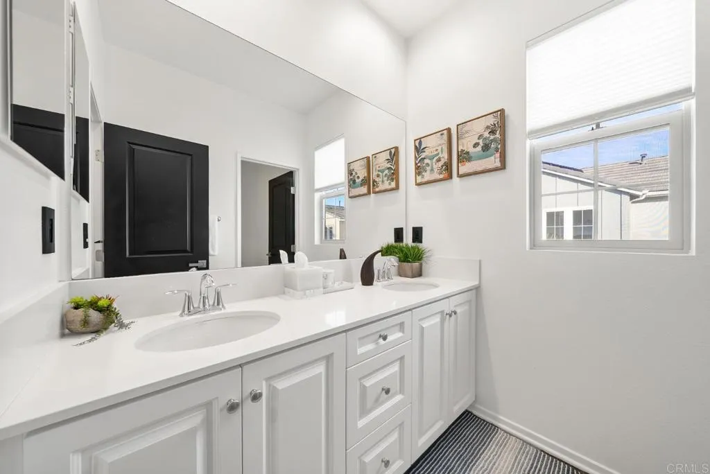 https://cdn.realtyfeed.com/cdn/127/306752317/556ce8277fc7b6af155b5efe82f56e8e.webp
