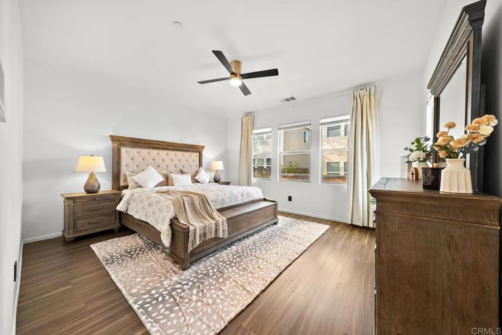 https://cdn.realtyfeed.com/cdn/127/306752317/71c8301d9e2935e34b4441bdc7d9795d.webp