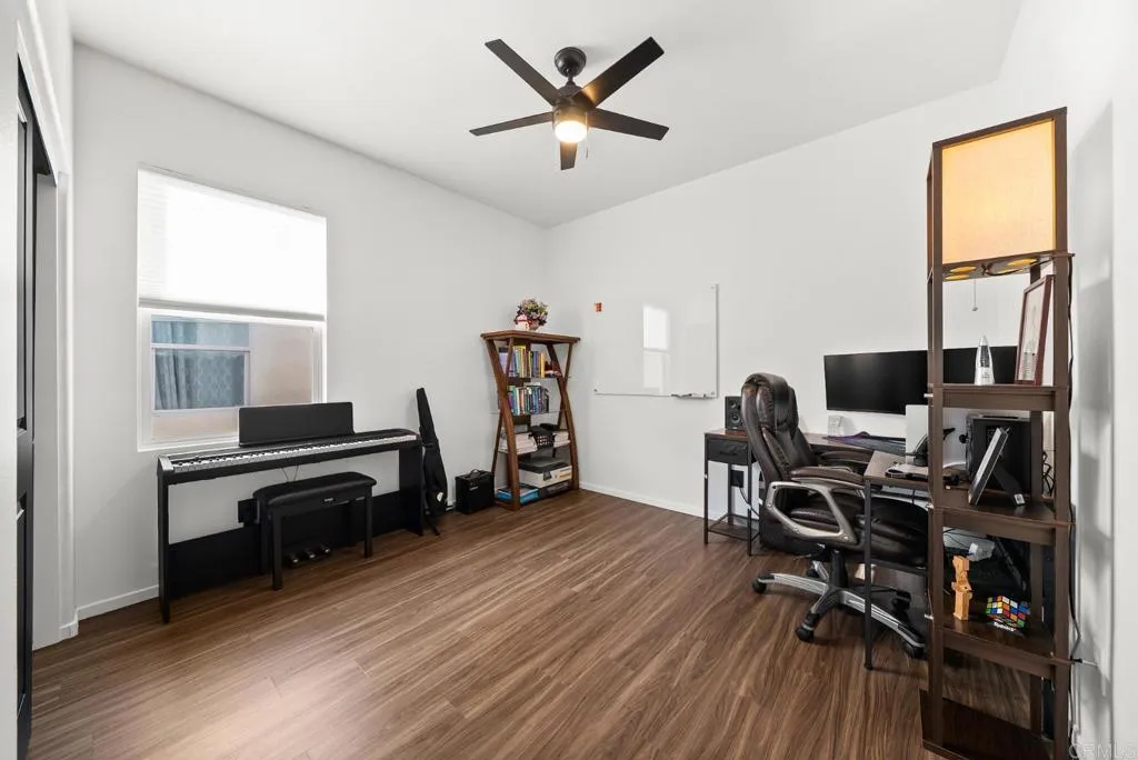 https://cdn.realtyfeed.com/cdn/127/306752317/ebeaeb431e7200e40d47f0505f055750.webp