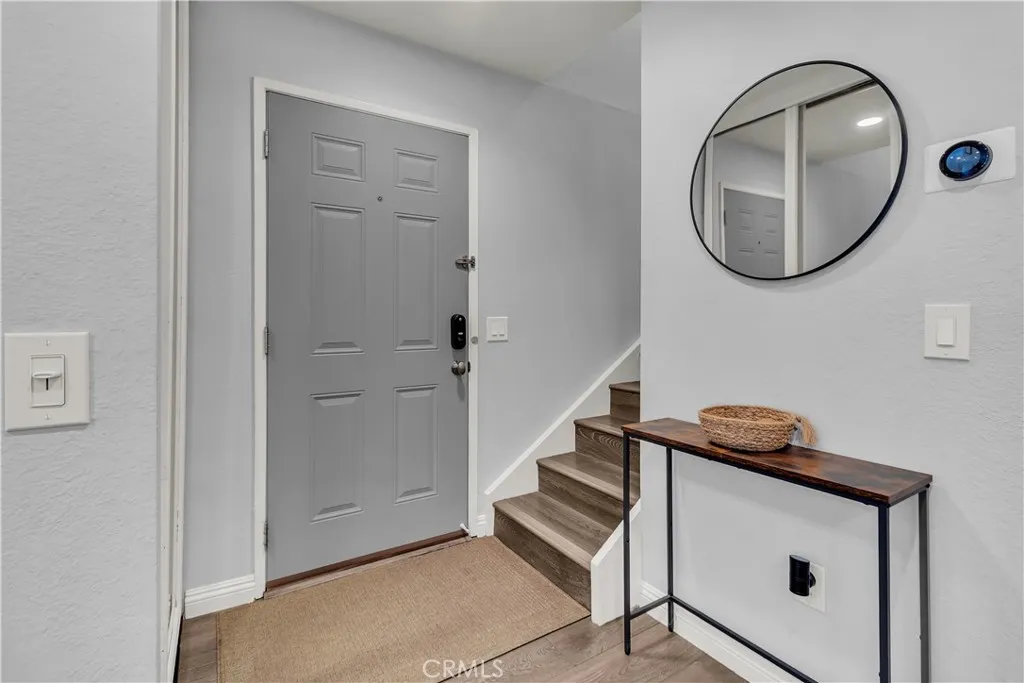 1086 Cabrillo Park Dr #d, Santa Ana, CA 92701 - Photo 5 of 31, Santa Ana, CA